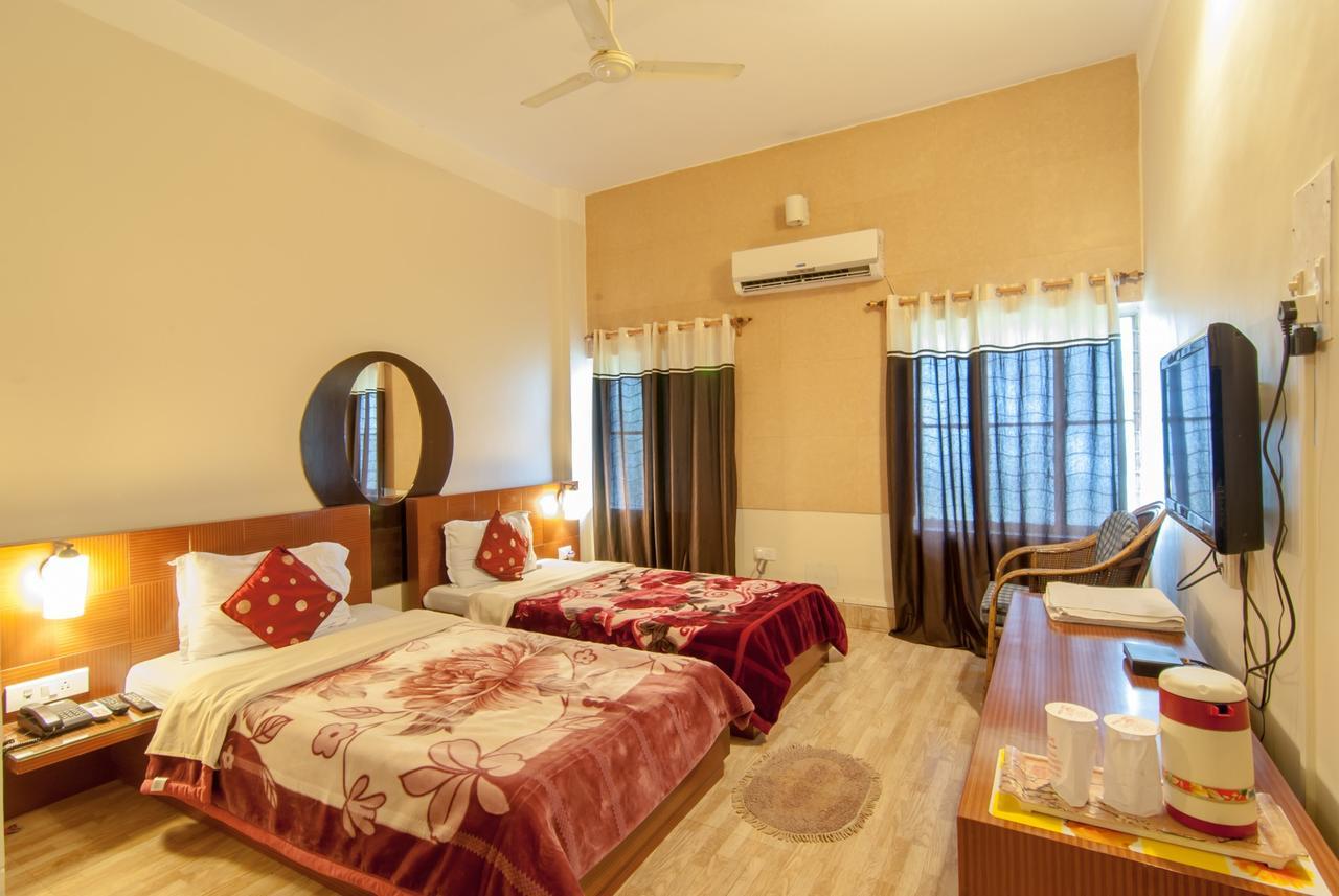 Hotel Jyoti Forbesganj Ngoại thất bức ảnh
