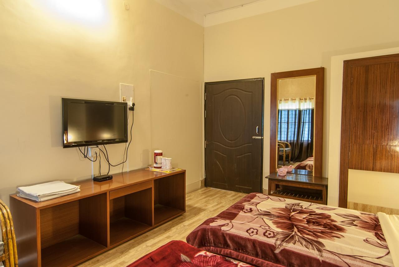 Hotel Jyoti Forbesganj Ngoại thất bức ảnh